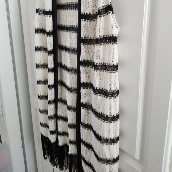 Cardigans - Picture 6 of 7